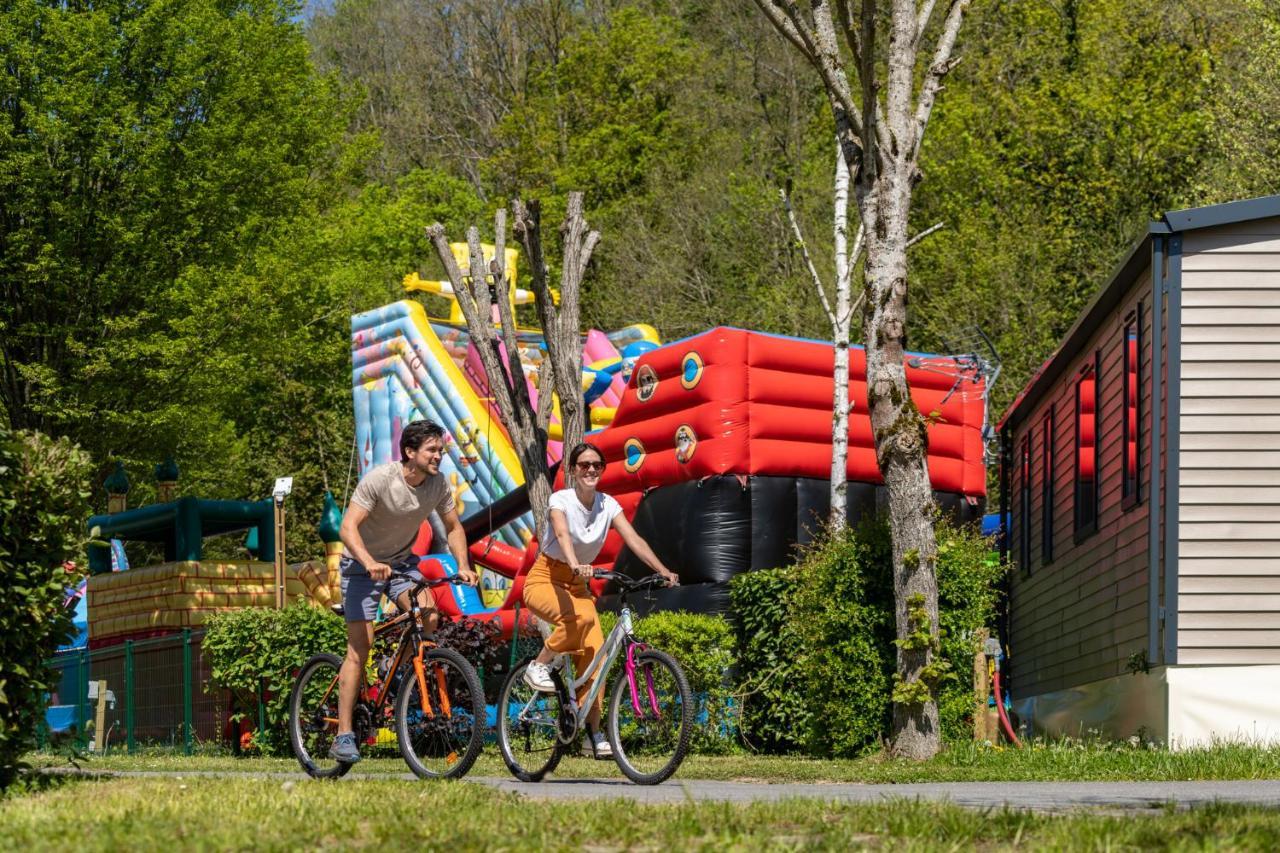 Camping Country Park Crecy La Chapelle - Site Officiel - Next To Disneyland Paris Exterior photo